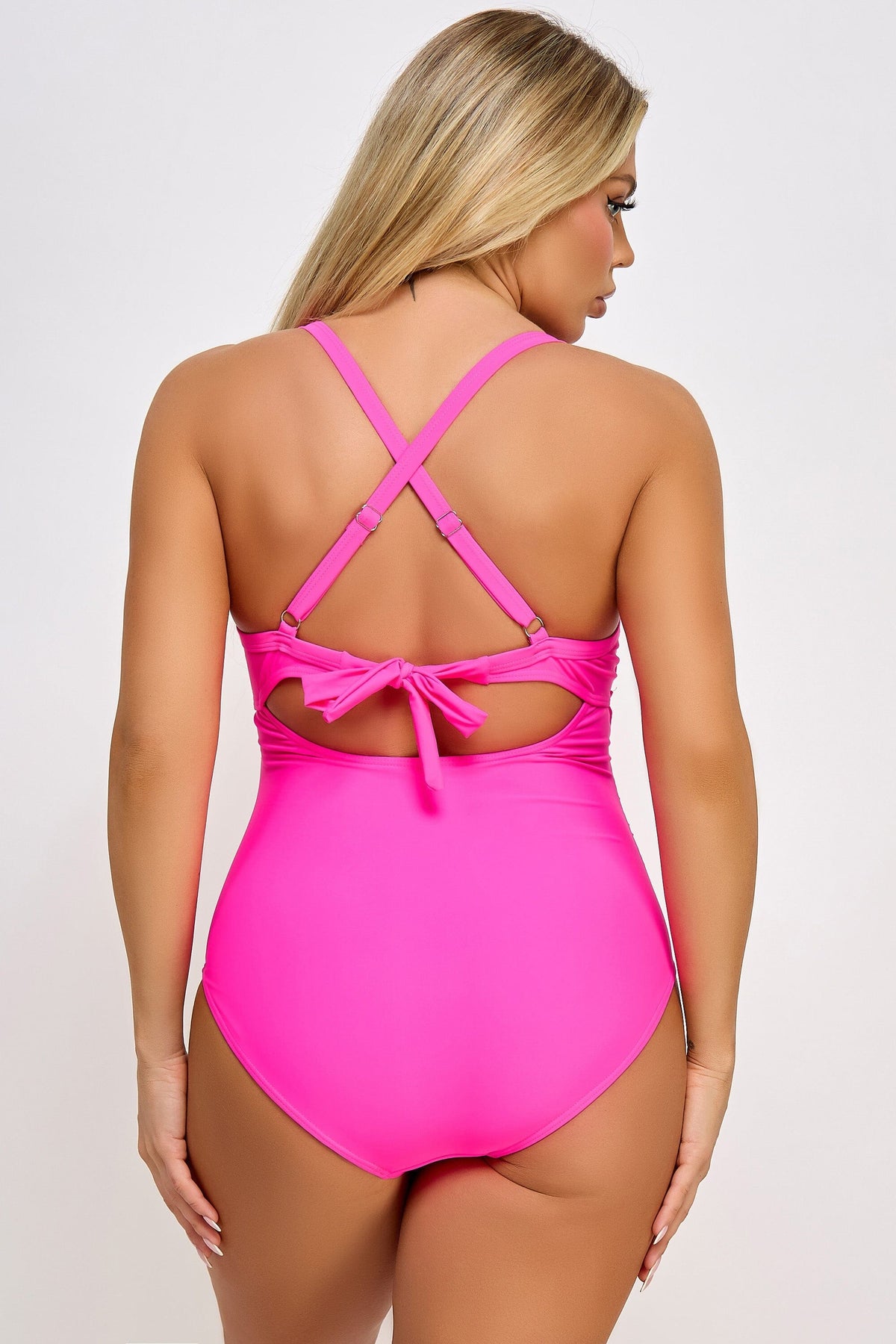  Marilyn Front Cutout One Piece Swimsuit
